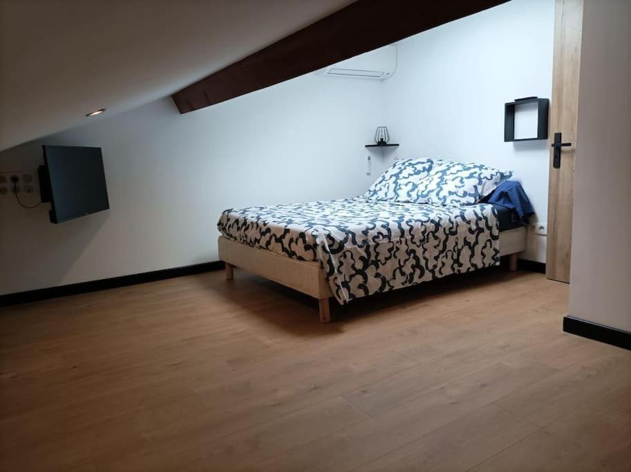 Appartement Caraman Exterior photo
